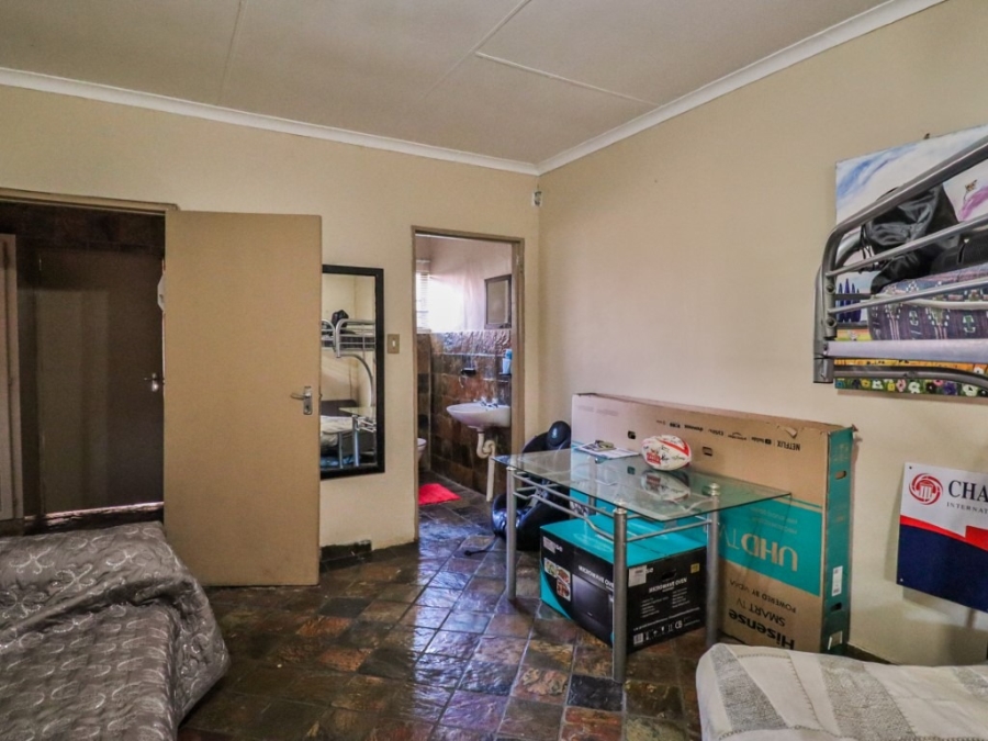 3 Bedroom Property for Sale in Geelhoutpark North West